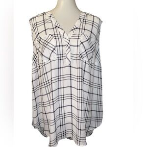 Torrid Black and White Plaid Top Size 2